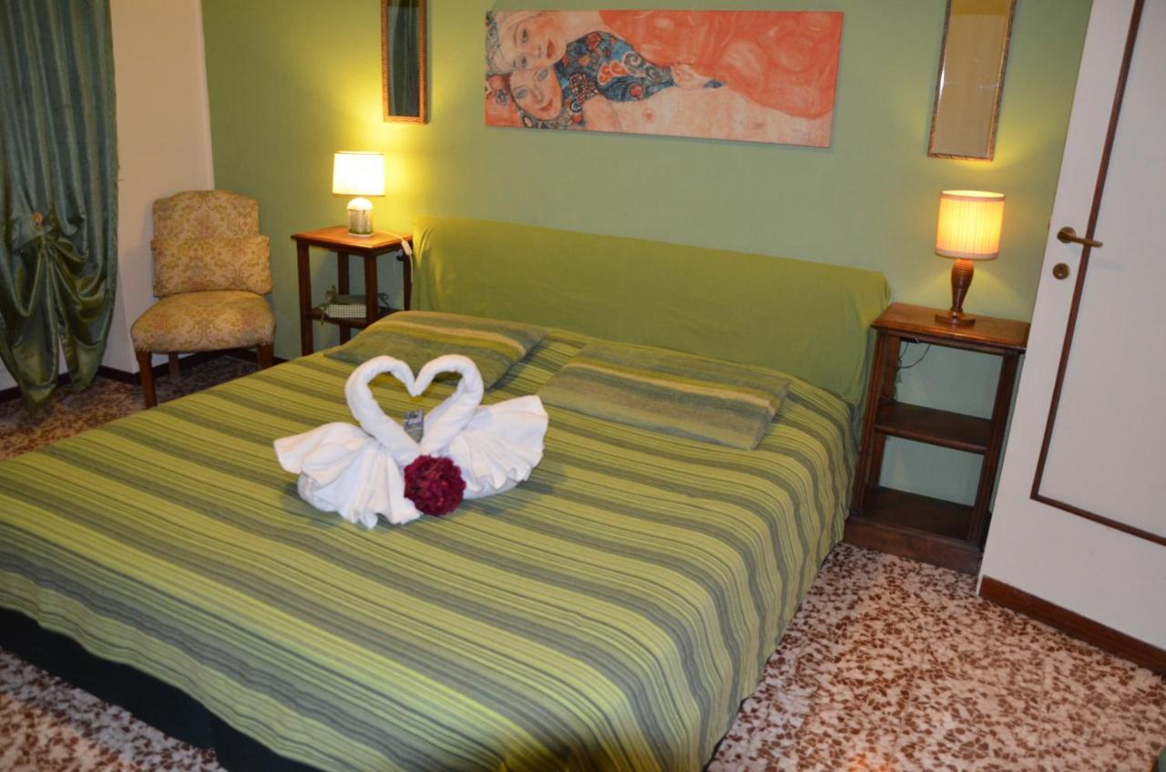 Green Quercia Apartment Комо Екстер'єр фото