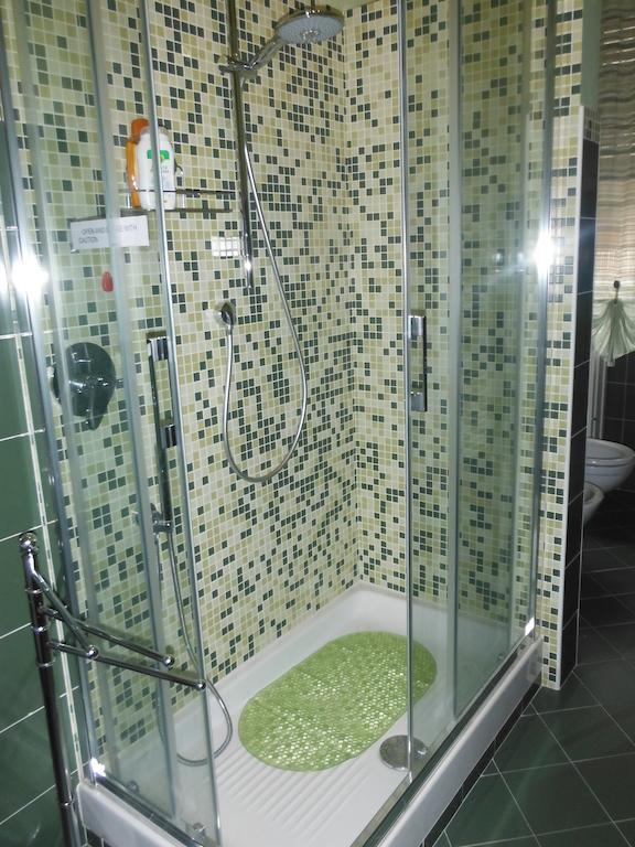 Green Quercia Apartment Комо Номер фото